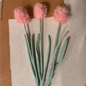 Cj Hendry pink pompom flowers (x3)